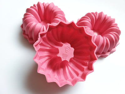 How to Use Silicone Molds For Baking